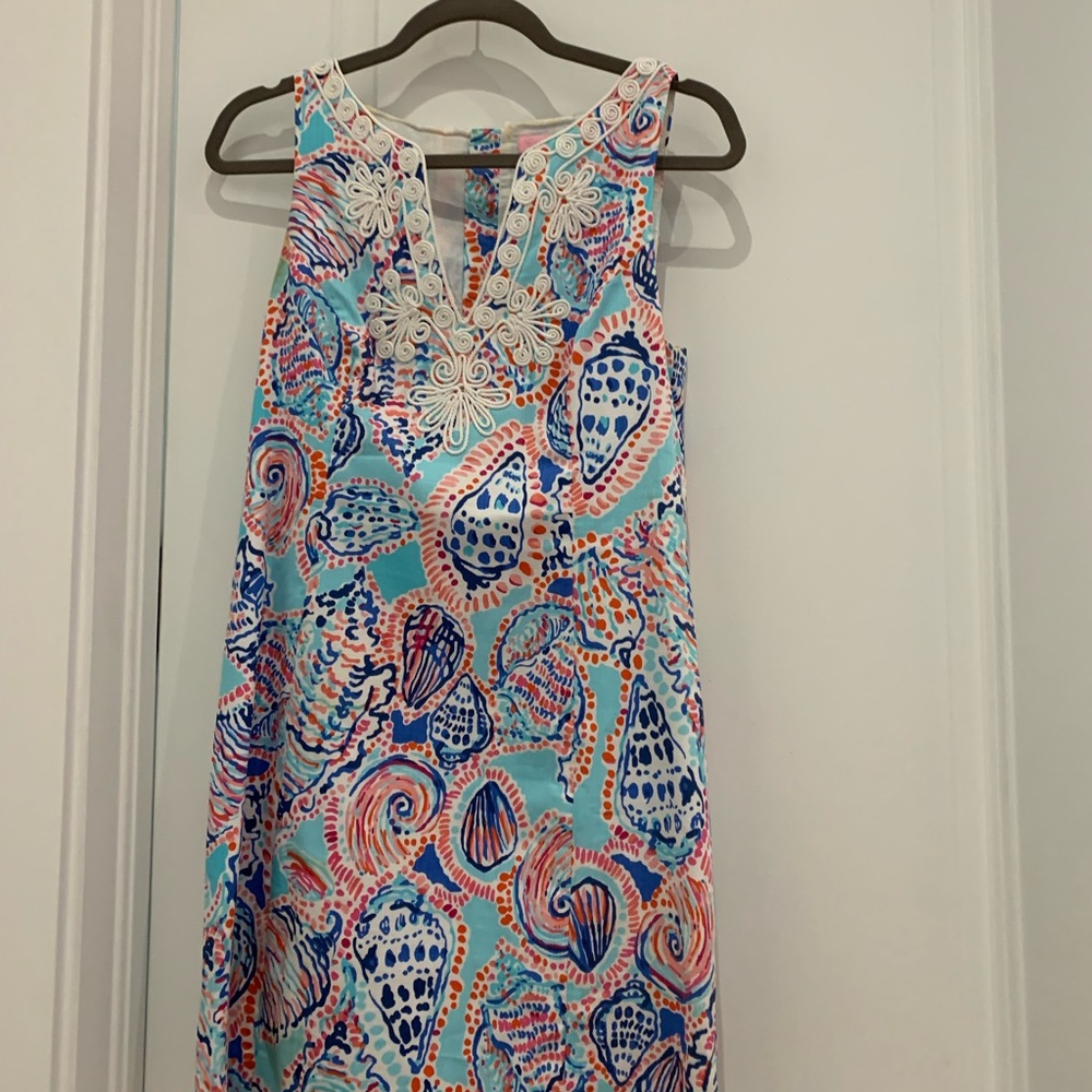 Lilly Pulitzer Gabby shift Shell me about it